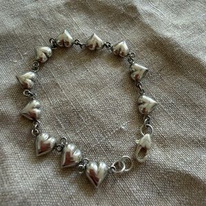 Vintage puffy heart bracelet 7.5 inches sterling 6.9 grams
